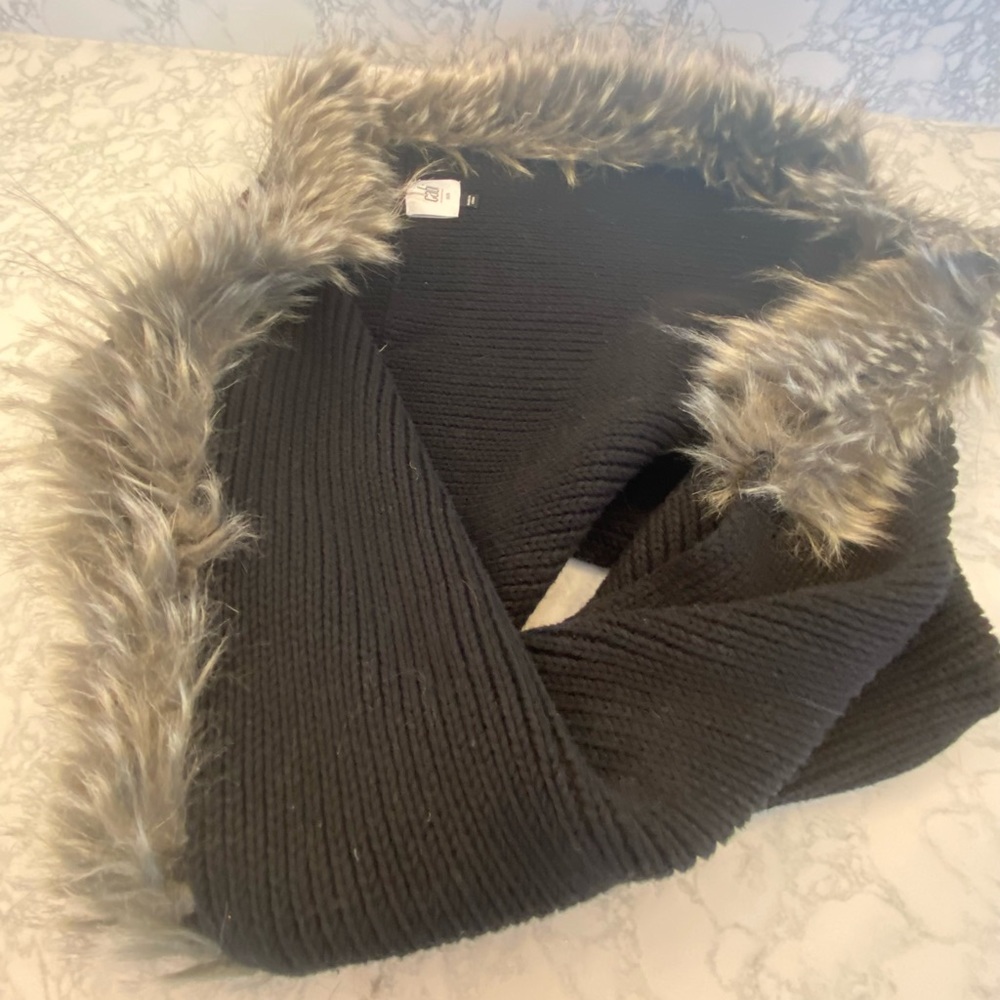 Cozy Vibes! CAbi Black faux fur trim twist sweater wrap